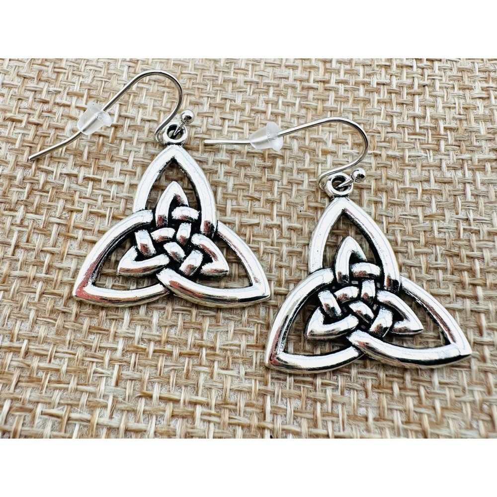Celtic Trinity Knot Earrings Silver Tone NEW